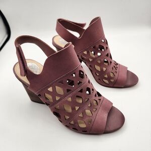 Vince Camuto Women's 8M Deverly Cutout Heeled Sandal Urban Lux Eggplant Purple